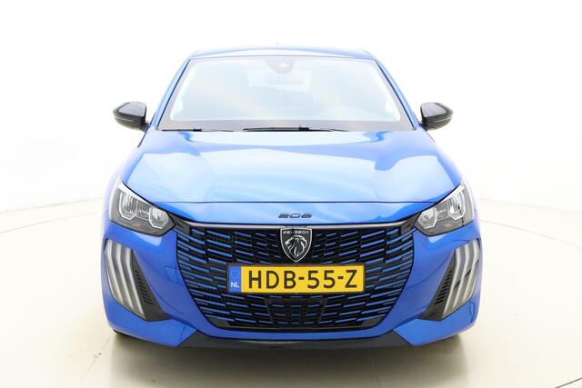 Peugeot 208 1.2 PureTech Allure Pack 100 PK | Handgeschakeld | Navigatie | Licht metalen velgen | Camera | Airco | Cruise Control | Vision pack | Speciale metaallak | Nieuw uit voorraad