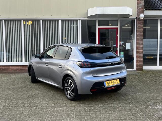 Peugeot 208 1.2 PureTech 100 Allure I Carplay I Camera I Clima I Navi