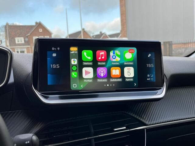 Peugeot 208 1.2 PureTech 100 Allure I Carplay I Camera I Clima I Navi