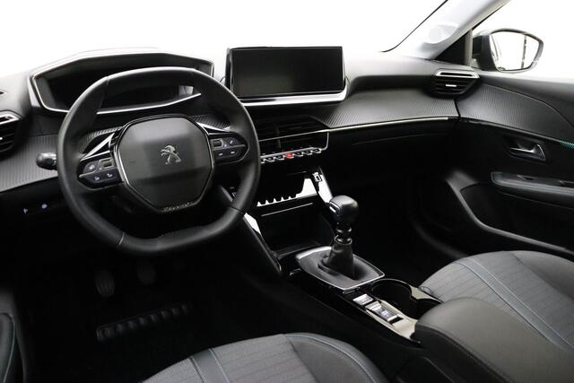 Peugeot 208 1.2 PureTech 100PK Allure | Camera | Navigatie | Lichtmetalen velgen | Getint glas | Carplay