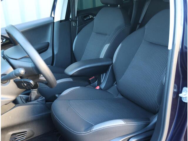Peugeot 208 1.6 HDi Blue Lease | 1ste eigenaar | Navigatie | Airco | Privacy Glass | Armsteun | 5 deurs