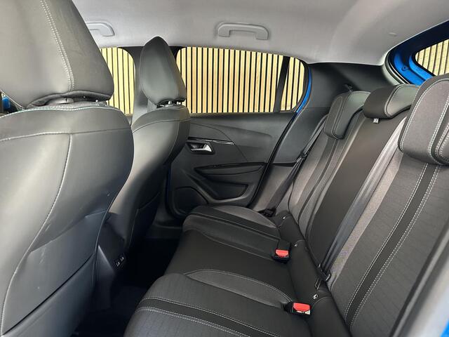 Peugeot 208 1.2 PureTech Blue Lease Allure Stoelverwarming | Camera | Carplay