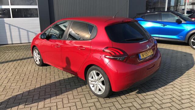 Peugeot 208 1.2 PureTech Blue Lion