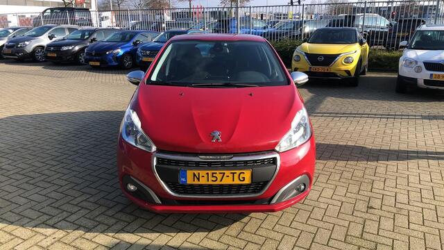 Peugeot 208 1.2 PureTech Blue Lion