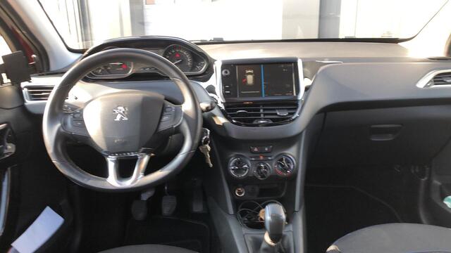 Peugeot 208 1.2 PureTech Blue Lion