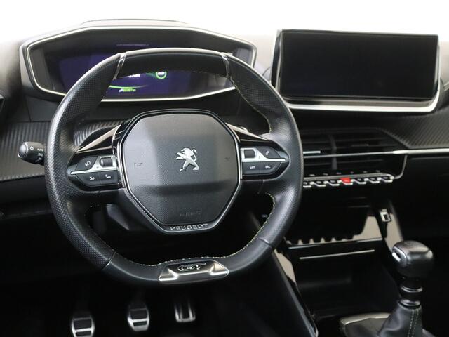 Peugeot 208 1.2 PureTech GT | Glazen Panoramadak | Parkeersensoren