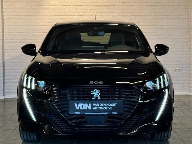 Peugeot 208 e-208 EV GT Pack 50 kWh Alcantara Stoelv Navi LED 17''