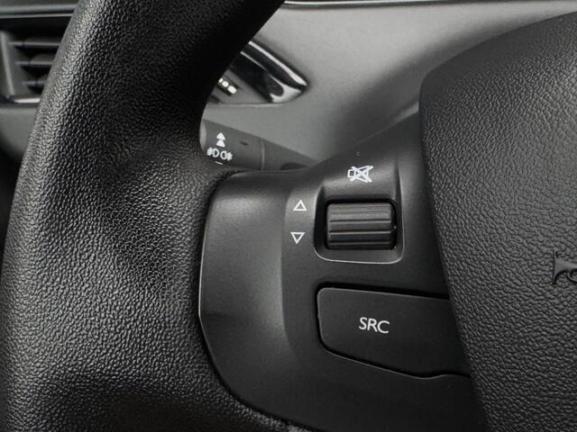 Peugeot 208 1.2 RIJKLAAR!, Nieuwe Distributie Prijs Inclusief Onderhoud & 12 Maand BOVAG Garantie Blue Lease Active