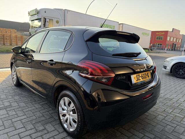 Peugeot 208 1.2 80PK Blue Lion | 2E EIGENAAR | 12MND GARANTIE | CRUISE | DAB | AIRCO | NAVI |