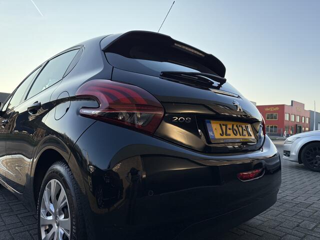 Peugeot 208 1.2 80PK Blue Lion | 2E EIGENAAR | 12MND GARANTIE | CRUISE | DAB | AIRCO | NAVI |