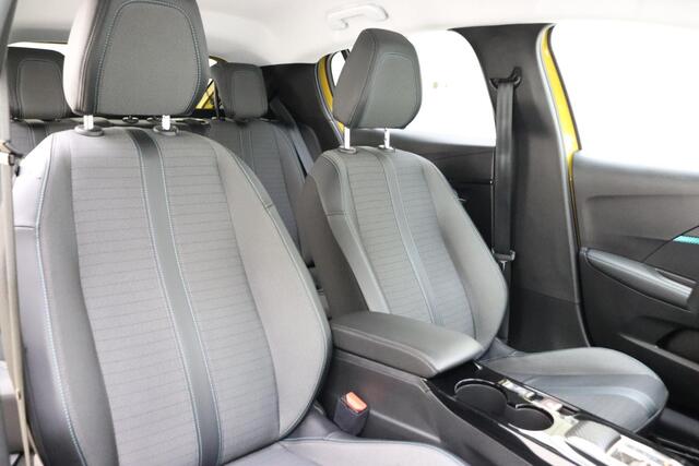 Peugeot 208 1.2 PureTech Allure Pack | Navigatie | 3D-Cockpit | Climate & Cruise Control | Achteruit Rijd Camera | LED |