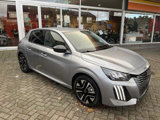 Peugeot 208 1.2 PureTech 100 Allure Dode hoek sensor/2x Camera/Stoelverwarming.