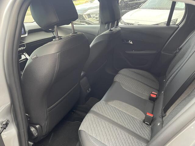 Peugeot 208 1.2 PureTech 100 Allure Dode hoek sensor/2x Camera/Stoelverwarming.
