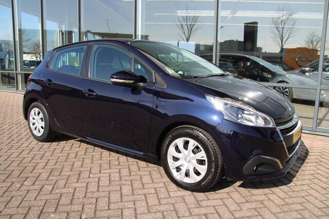 Peugeot 208 1.2 PureTech Blue Lion Airco Navi Carplay