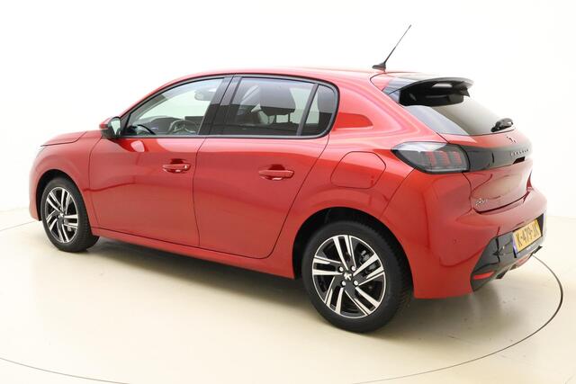 Peugeot 208 1.2 PureTech Blue Lease Allure 100 PK | Handgeschakeld | Camera | Parkeersensoren | Start/stop | Navigatie | Cruise Control | Bluetooth | 1e eigenaar