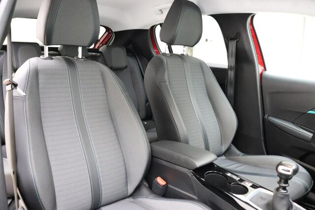 Peugeot 208 1.2 PureTech Blue Lease Allure 100 PK | Handgeschakeld | Camera | Parkeersensoren | Start/stop | Navigatie | Cruise Control | Bluetooth | 1e eigenaar