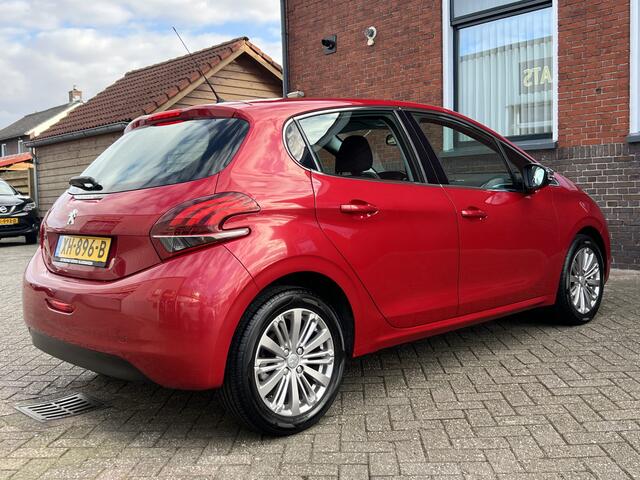 Peugeot 208 1.2 PureTech Allure | 39000km | CRUISE | CARPLAY |