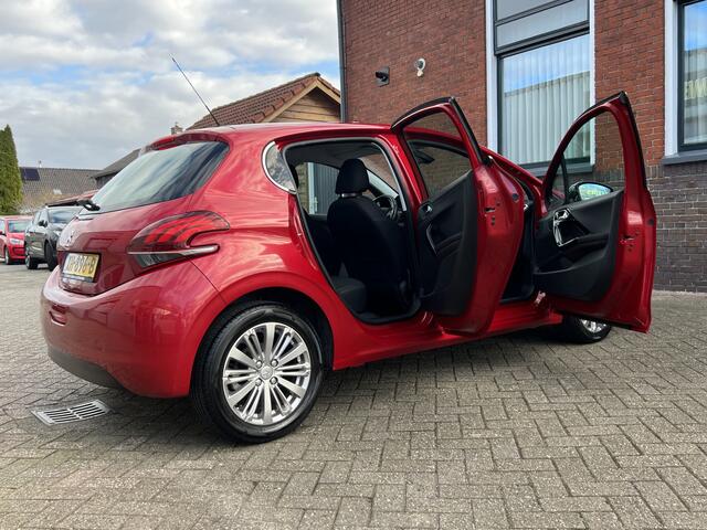 Peugeot 208 1.2 PureTech Allure | 39000km | CRUISE | CARPLAY |