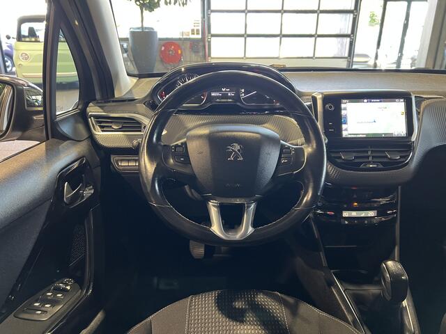 Peugeot 208 1.2 PureTech Allure Camera | Navigatie | Nieuwe distributie riem