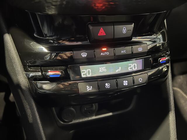 Peugeot 208 1.2 PureTech Allure Camera | Navigatie | Nieuwe distributie riem