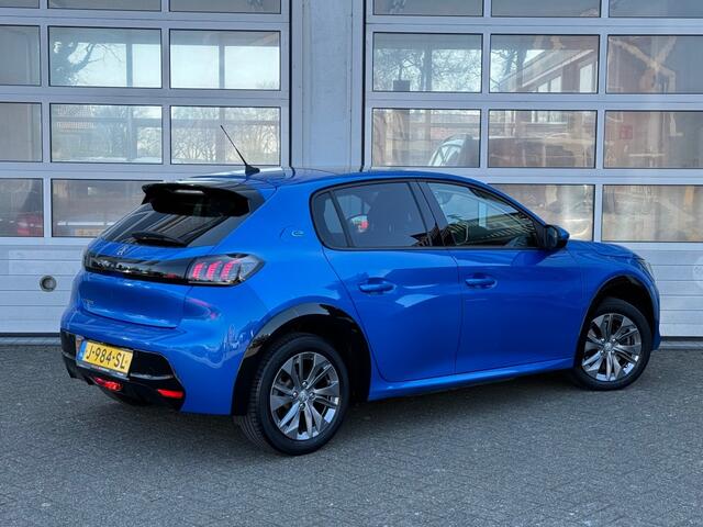 Peugeot 208 EV ALLURE 50 KWH GT Panodakje!!