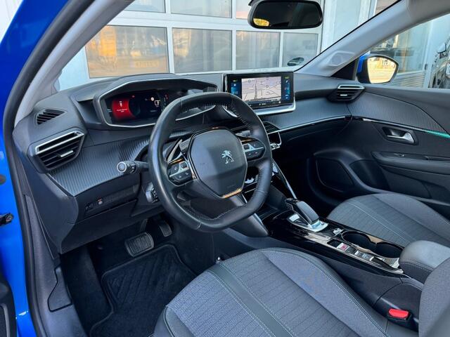 Peugeot 208 EV ALLURE 50 KWH GT Panodakje!!