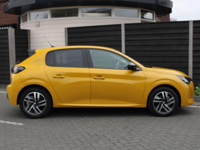 Peugeot 208 1.2 PureTech Allure 100PK EAT8 Automaat Navigatie, Camera achter, Parkeerhulp Achter, Lichtmetalen velgen, Cruise Control