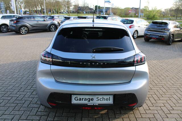 Peugeot 208 1.2 PureTech Allure 100pk - Climate - Cruise - Camera - Parkeersensoren - Rijklaar