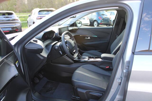 Peugeot 208 1.2 PureTech Allure 100pk - Climate - Cruise - Camera - Parkeersensoren - Rijklaar