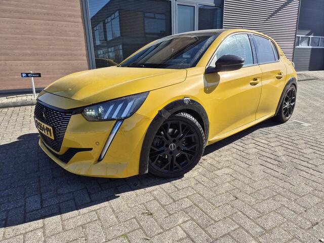 Peugeot 208 1.2 PureTech GT-Line pano full options grote beurt gehad