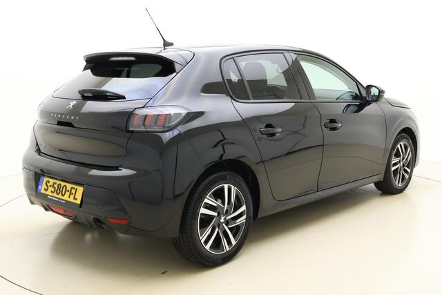 Peugeot 208 PureTech 100pk Allure Pack Navigatie| Cruise Control | Climate Control | Keyless Start | Stoelverwarming | Camera Achter | 3D Scherm