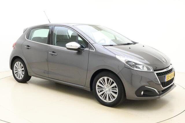 Peugeot 208 1.2 PureTech Blue Lease Executive | Navigatie | Climate en Cruise Control | Lm-velgen | Buitenspiegels verwarmd