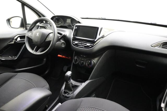 Peugeot 208 1.2 Blue Lion 82 PK | Navigatie | Airco | Cruise Control | Parkeersensoren Achter | Mistlampen Voor | Armsteun | Lage KM-Stand