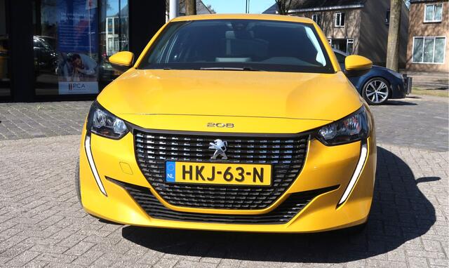 Peugeot 208 75 Pk Benzine 5-Deurs Style * Navigatie * Airco * L.M. Velgen * Michelin Banden * Parkeersensoren * Cruise Control * Vingerhoets; Vierde Generatie Eersteklas Service !