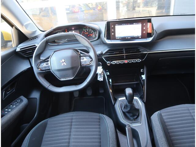 Peugeot 208 75 Pk Benzine 5-Deurs Style * Navigatie * Airco * L.M. Velgen * Michelin Banden * Parkeersensoren * Cruise Control * Vingerhoets; Vierde Generatie Eersteklas Service !
