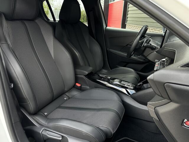 Peugeot 208 1.2 PureTech 100 pk GT Automaat Dodehoeksens, Keyless, Camera