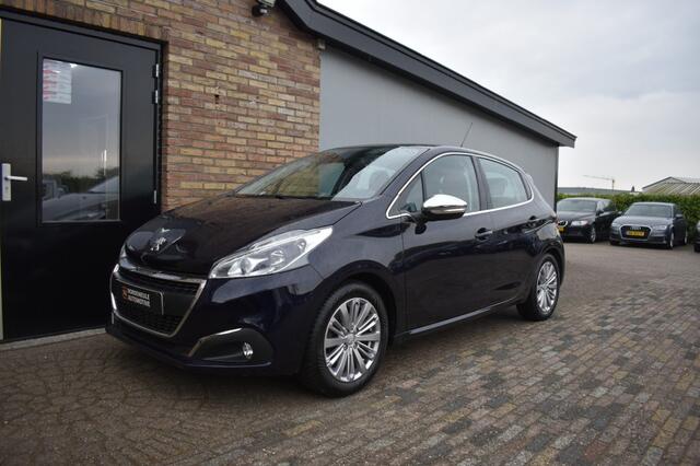 Peugeot 208 1.2 PURETECH GT-LINE, AUT, A/C, Navi, Carplay