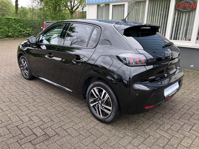 Peugeot 208 1.2 PureTech Allure Keyless Navi-carplay Camera