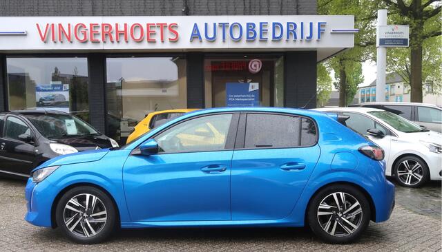 Peugeot 208 100 Pk Benzine * Luxe Allure * * Navigatie * Climate & Cruise Control * Achteruitrij Parkeer Camera * L.M. Velgen * 1/2 Leder Interieur * Keyless Start Button * Apple Car Play & Android Auto * Stoelverwarming * DAB Radio * Vingerhoets; Vierde Generatie Ee