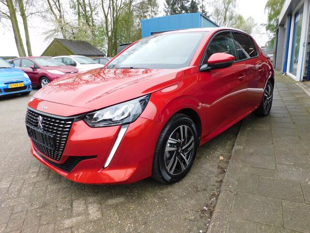 Peugeot 208 1.2 PureTech Allure 3d cockpit 14.000 km!