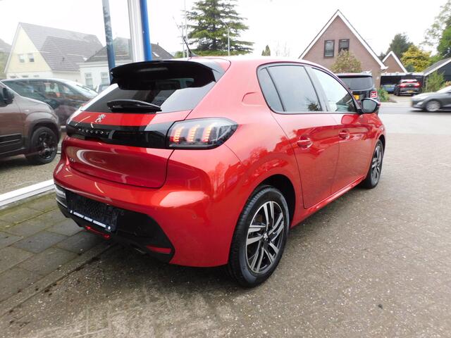 Peugeot 208 1.2 PureTech Allure 3d cockpit 14.000 km!