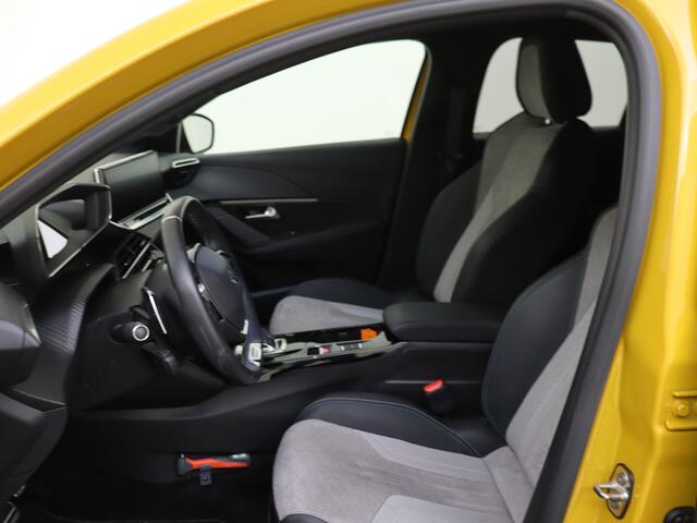 Peugeot 208 1.2 100PK EAT8 PureTech GT Pack | Stooelverwarming | Keyless | Adaptive cruise |