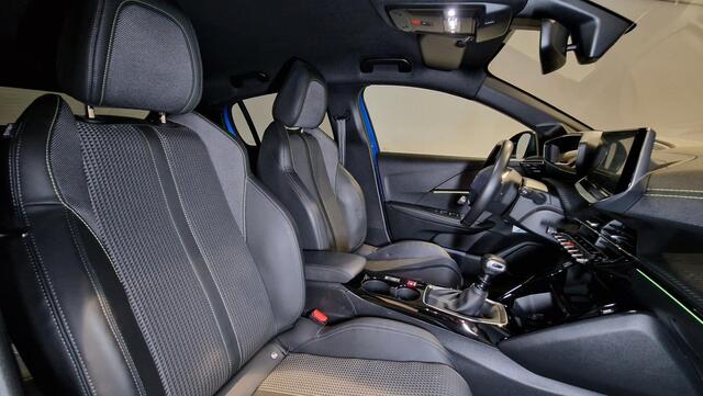 Peugeot 208 1.2 PureTech GT-Line | Adaptive Cruise Control | DAB | Navigatie