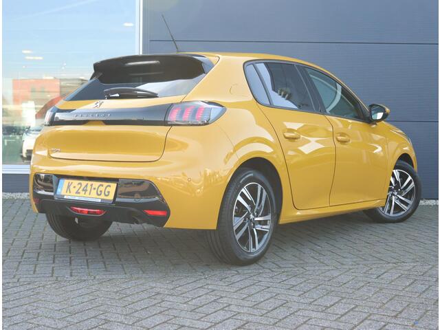 Peugeot 208 1.2 PureTech Allure Pack 1ste eigenaar | Navigatie | LED | ParkeerCamera | Apple Carplay & Android Auto