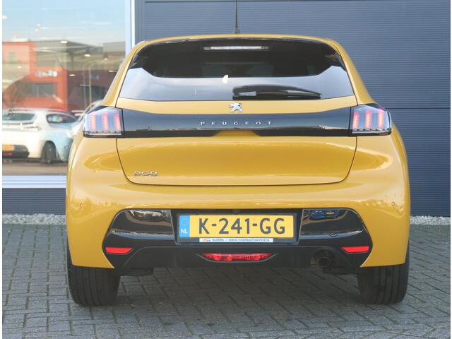 Peugeot 208 1.2 PureTech Allure Pack 1ste eigenaar | Navigatie | LED | ParkeerCamera | Apple Carplay & Android Auto