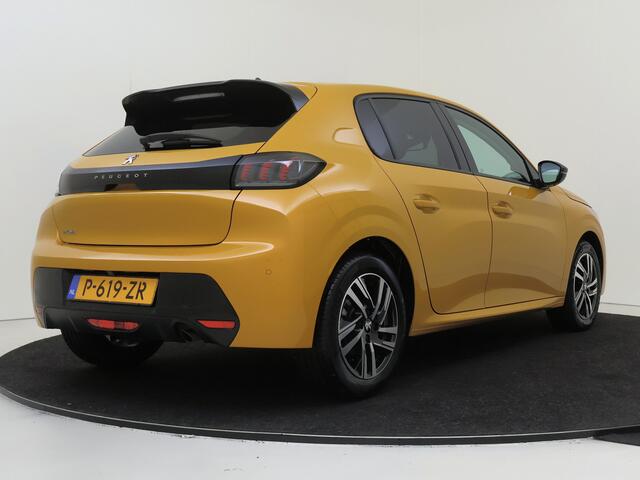 Peugeot 208 1.2 PureTech Allure Pack Automaat | Climate Control | Apple Carplay | Camera