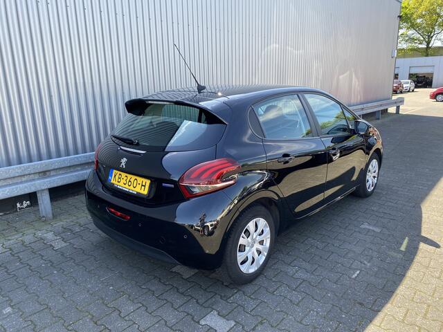 Peugeot 208 1.2 PureTech Blue Lion 5-Drs, 156Dkm.NAP, A/C, CC, PDC, nw. APK - Inruil Mogelijk -