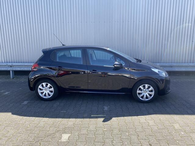Peugeot 208 1.2 PureTech Blue Lion 5-Drs, 156Dkm.NAP, A/C, CC, PDC, nw. APK - Inruil Mogelijk -
