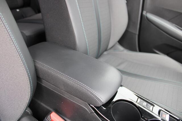 Peugeot 208 1.2 PureTech Allure Pack KEYLESS ENTRY - CAMERA - NAVIGATIE - CARPLAY