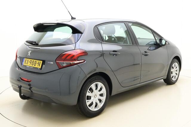 Peugeot 208 1.2 PureTech Blue Lion | Navigatiesysteem full map | Cruise control | Parkeersensor achter | Apple Carplay/Android Auto | Trekhaak |